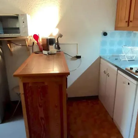 Apartment Studio Au Centre Du Sauze *