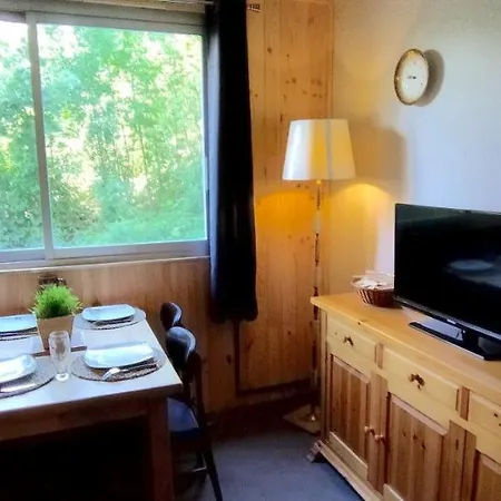 Apartment Studio Au Centre Du Sauze Enchastrayes