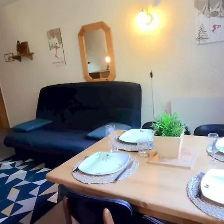 Studio Au Centre Du Sauze Apartment Enchastrayes